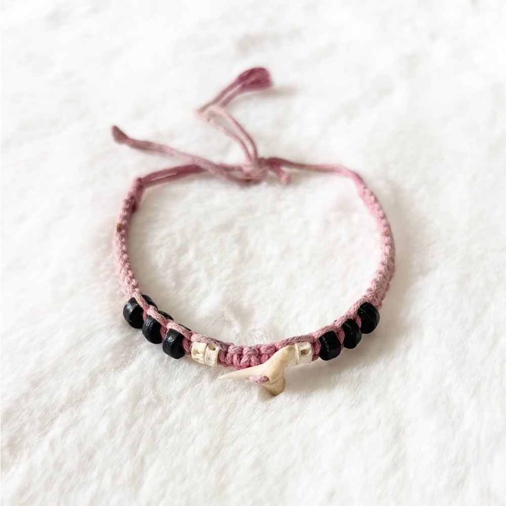 5/$15 🩷 MUST BUNDLE Pink and Black Beaded Authentic Shark Tooth Bracelet/Anklet